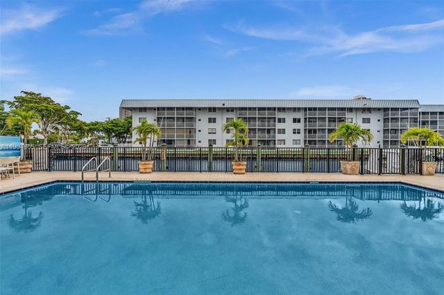 3601 NE 168th Street 108, North Miami Beach, FL 33160