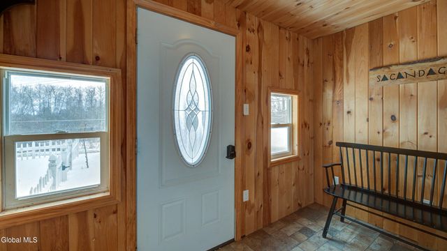 165 County Hwy 123, Mayfield, NY 12117