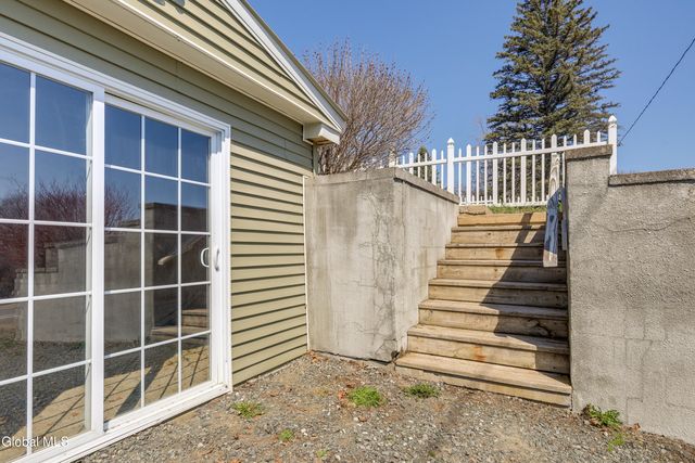 165 County Hwy 123, Mayfield, NY 12117