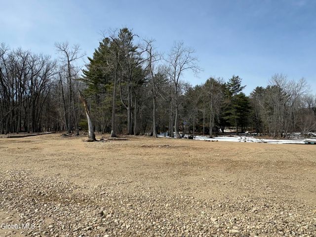 165 County Hwy 123, Mayfield, NY 12117