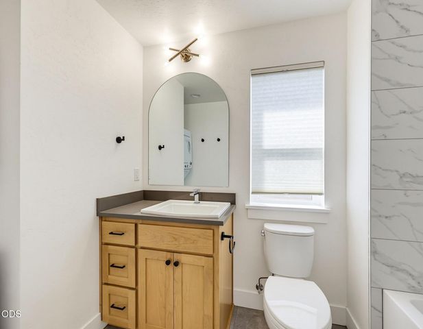 583 Coffee Lane, Ashland, OR 97520