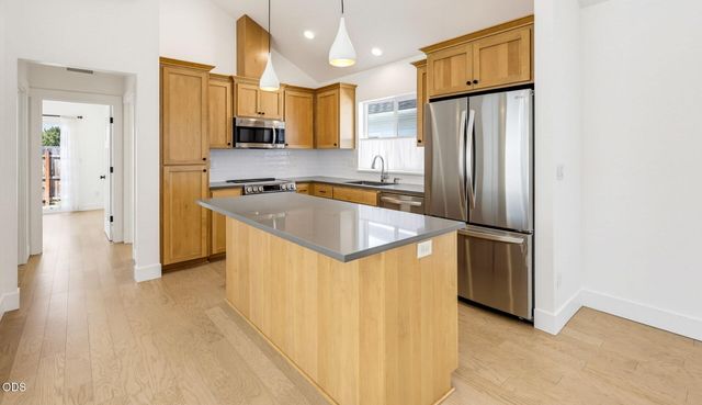 583 Coffee Lane, Ashland, OR 97520