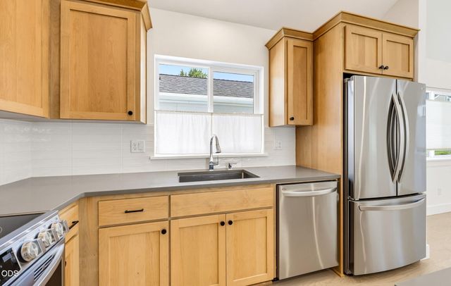 583 Coffee Lane, Ashland, OR 97520