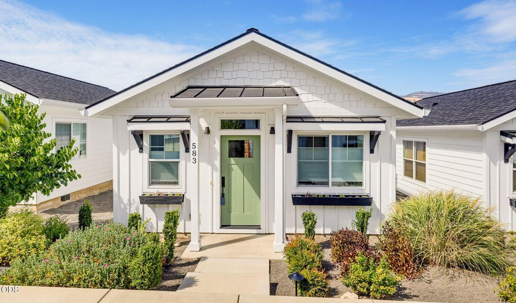 583 Coffee Lane, Ashland, OR 97520