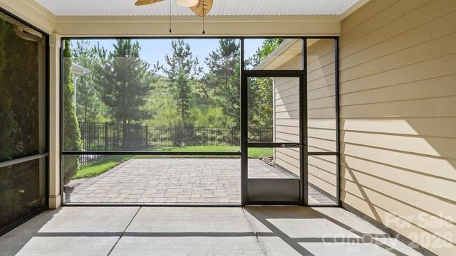 4927 Looking Glass Trail, Denver, NC 28037