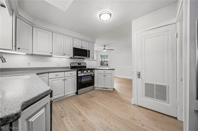 4541 Emerson Road, South Euclid, OH 44121