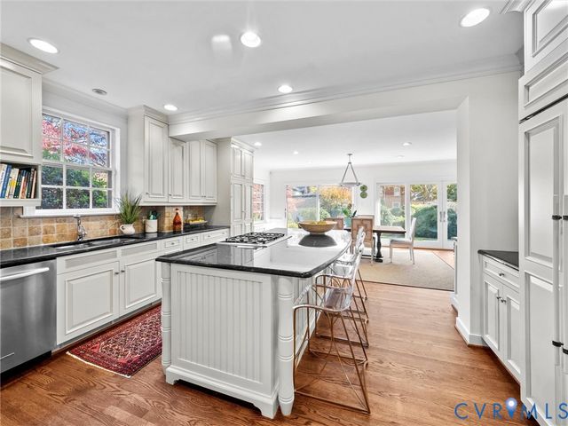 109 Seneca Rd, Richmond, VA 23226