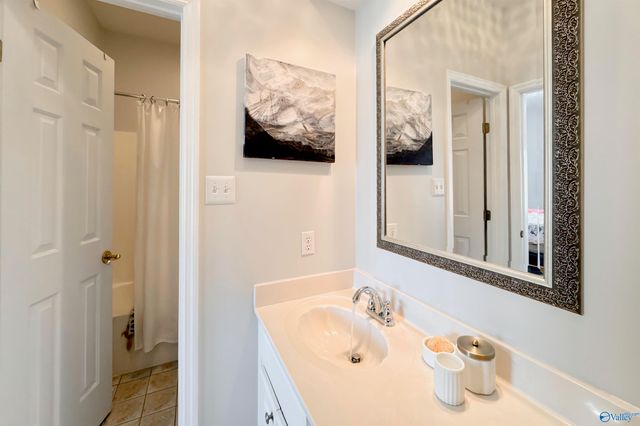 2831 Summerwind Drive, Decatur, AL 35603