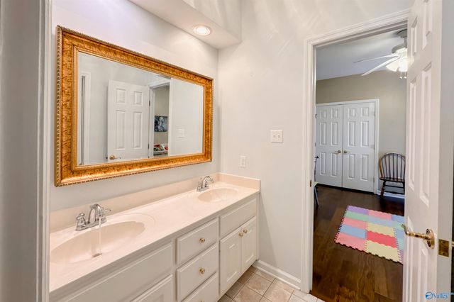 2831 Summerwind Drive, Decatur, AL 35603