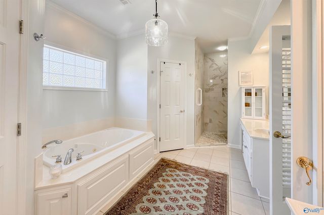 2831 Summerwind Drive, Decatur, AL 35603