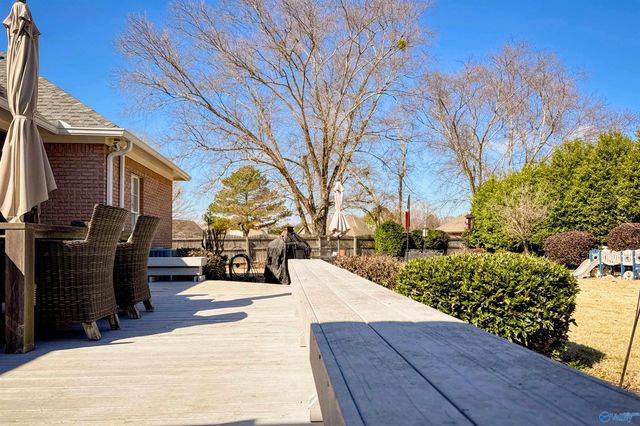2831 Summerwind Drive, Decatur, AL 35603