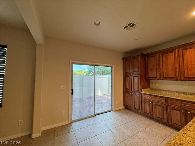 9048 Winchester Ridge Street, Las Vegas, NV 89139