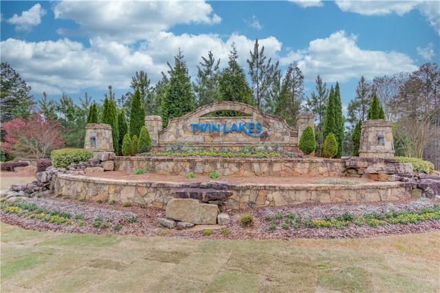 394 Murray Lane, Hoschton, GA 30548