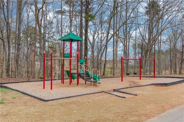 394 Murray Lane, Hoschton, GA 30548