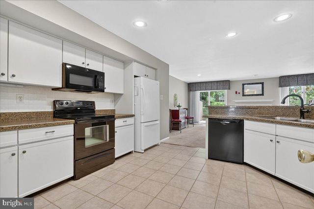 266 FOX RUN, Exton, PA 19341
