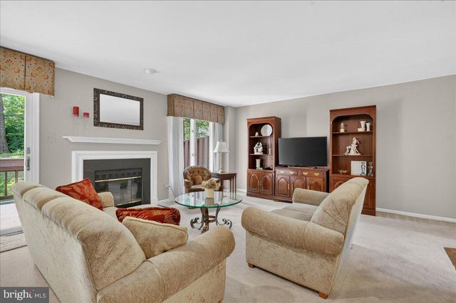 266 FOX RUN, Exton, PA 19341