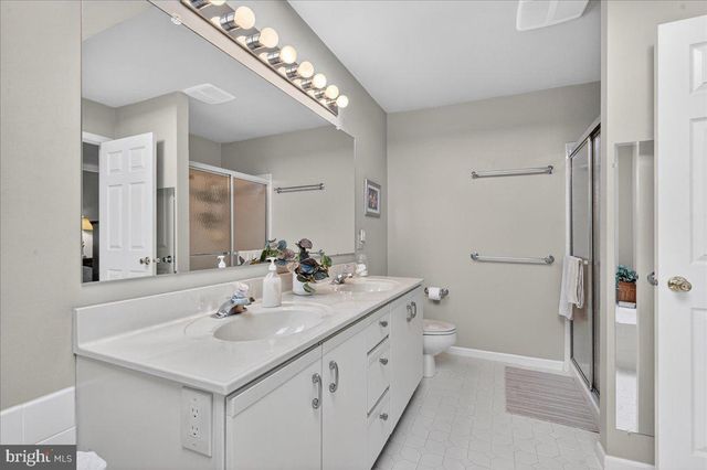 266 FOX RUN, Exton, PA 19341