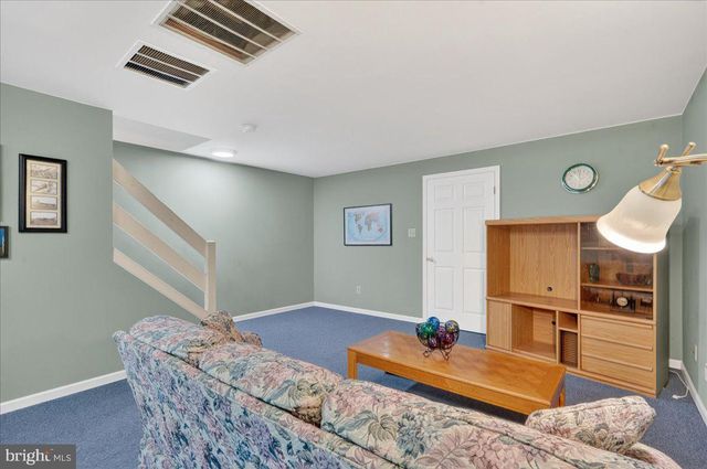 266 FOX RUN, Exton, PA 19341