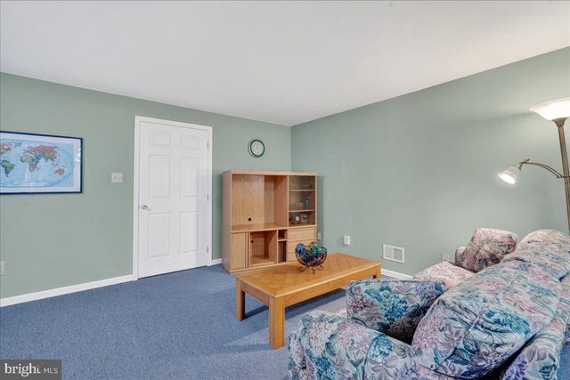 266 FOX RUN, Exton, PA 19341