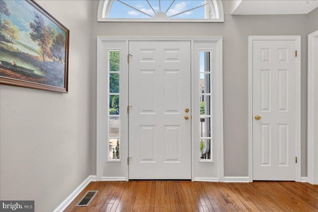 266 FOX RUN, Exton, PA 19341