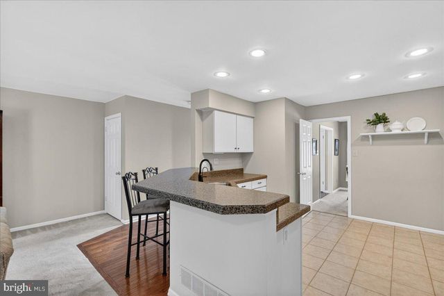 266 FOX RUN, Exton, PA 19341