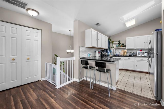 1149 Harbor Court 1149, Glendale Heights, IL 60139