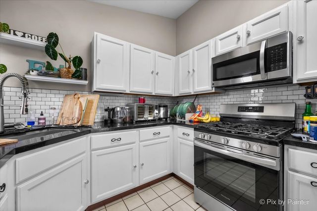 1149 Harbor Court 1149, Glendale Heights, IL 60139