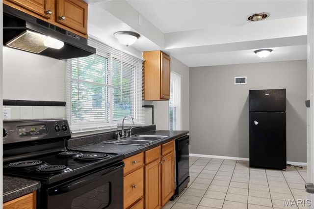 311 Superior Drive, St Louis, MO 63135