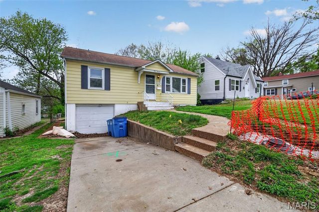 311 Superior Drive, St Louis, MO 63135