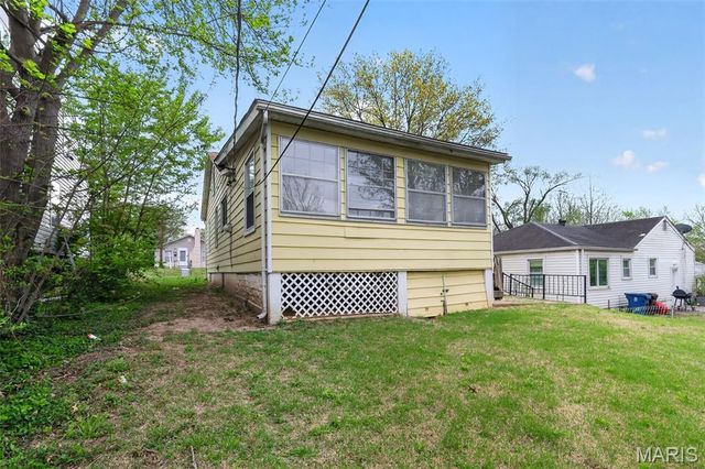 311 Superior Drive, St Louis, MO 63135