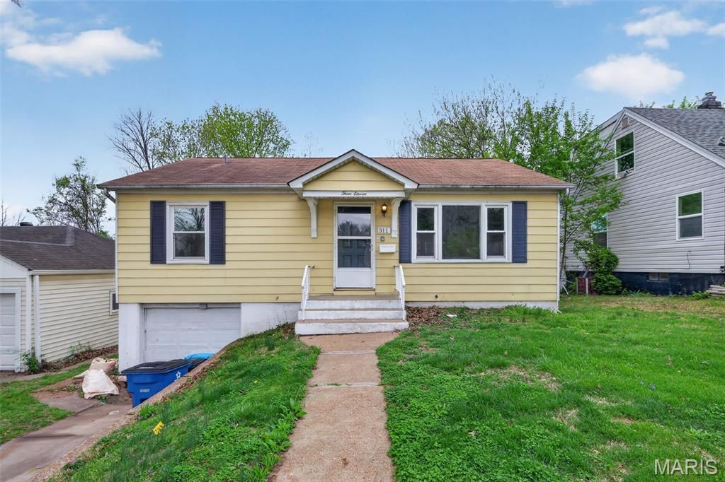 311 Superior Drive, St Louis, MO 63135