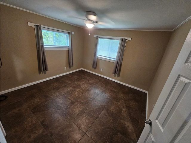 302 Valley Road, Chickasaw, AL 36611