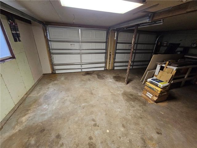 302 Valley Road, Chickasaw, AL 36611