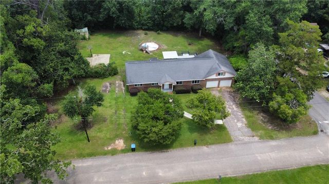302 Valley Road, Chickasaw, AL 36611