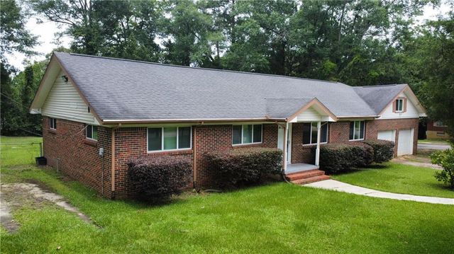 302 Valley Road, Chickasaw, AL 36611