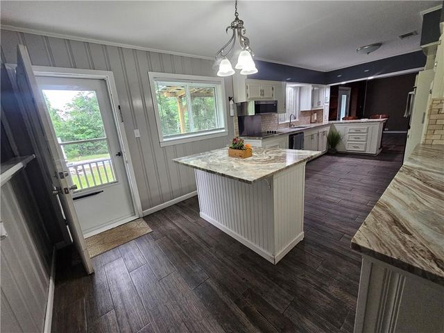 302 Valley Road, Chickasaw, AL 36611