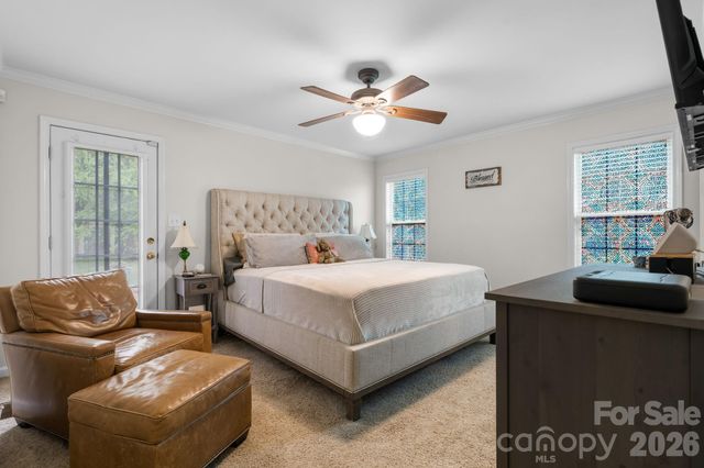3534 47th Avenue Place NE, Hickory, NC 28601