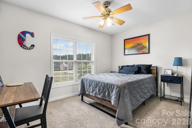 3534 47th Avenue Place NE, Hickory, NC 28601