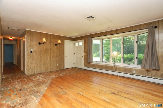 17 Riverford Road, Brookfield, CT 06804
