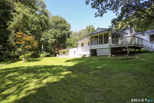 17 Riverford Road, Brookfield, CT 06804