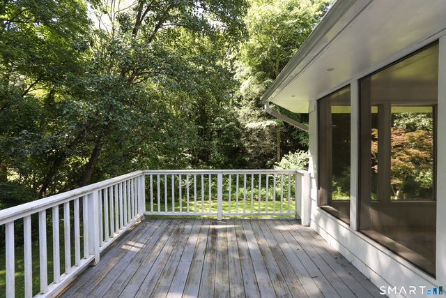 17 Riverford Road, Brookfield, CT 06804