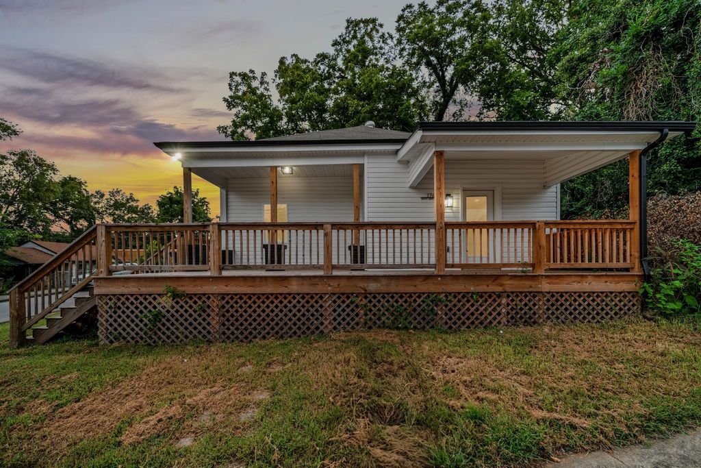 1741 24th Ave, N, Nashville, TN 37208
