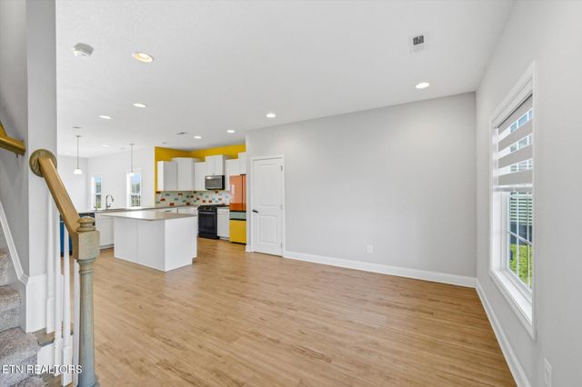 116 Deerberry Lane, Oak Ridge, TN 37830