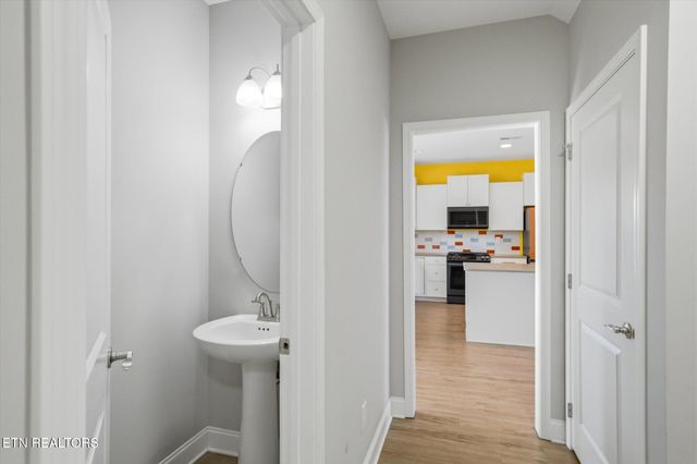 116 Deerberry Lane, Oak Ridge, TN 37830