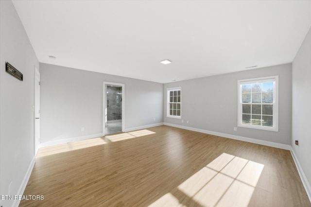 116 Deerberry Lane, Oak Ridge, TN 37830