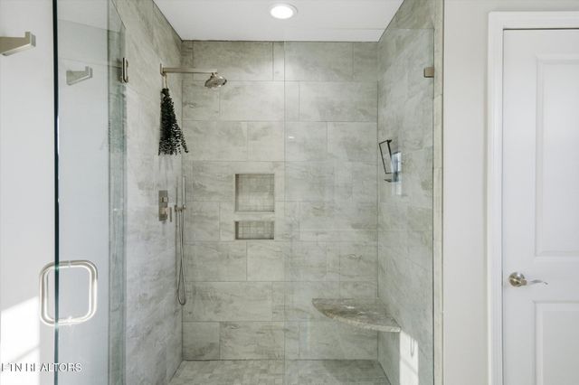 116 Deerberry Lane, Oak Ridge, TN 37830