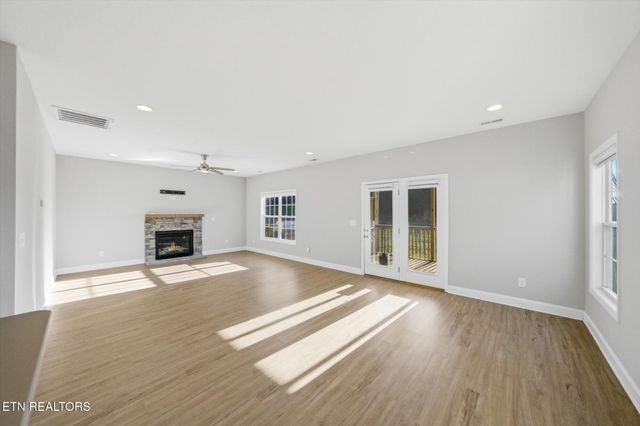 116 Deerberry Lane, Oak Ridge, TN 37830