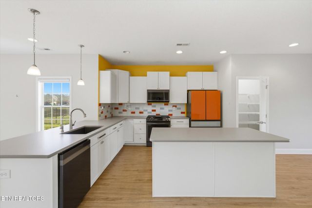 116 Deerberry Lane, Oak Ridge, TN 37830