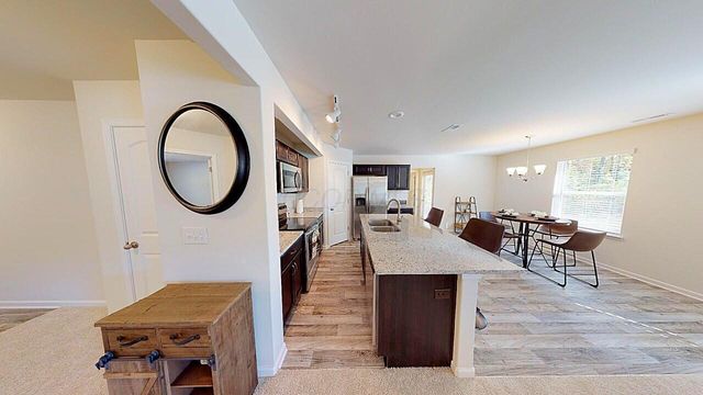 62 Genoa Circle, Commercial Point, OH 43116