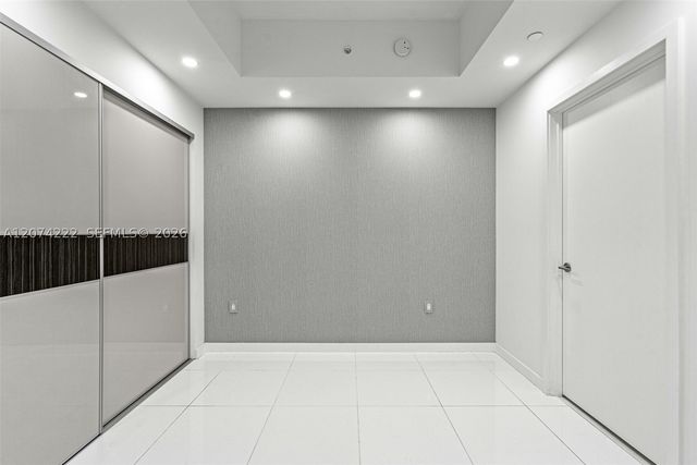 851 NE 1st Ave 1506, Miami, FL 33132